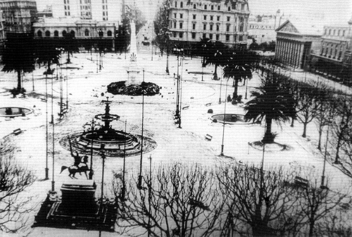 Nieve en la Plaza de Mayo